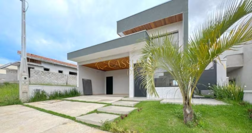 Casa à venda de 135m² | 03 dormitórios, sendo 01 suíte e 04 vagas de garagem | Condomínio Malibu - Residencial Colinas | Caçapava |