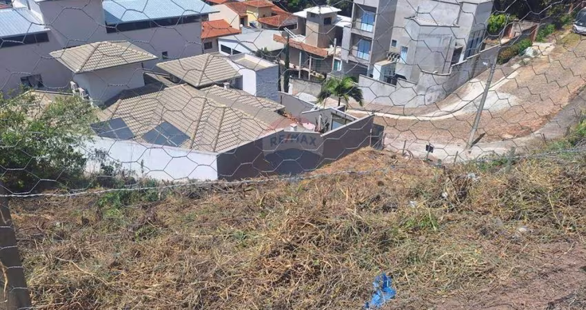 OPORTUNIDADE ! LOTE Á VENDA NO BAIRRO ARCÁDIA!