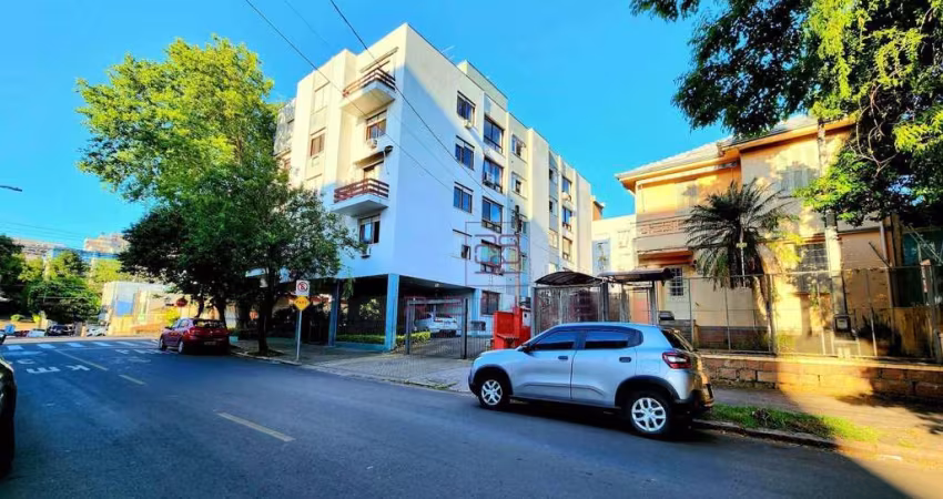 Apartamento com 2 dormitórios à venda, 71 m² por R$ 530.000,00 - Auxiliadora - Porto Alegre/RS