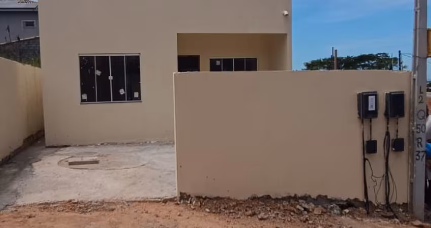 DR Linda casa 2 quartos, sala com rebaixamento de gesso - Extensão Serramar Parque das Flores - Rio das Ostras/RJ