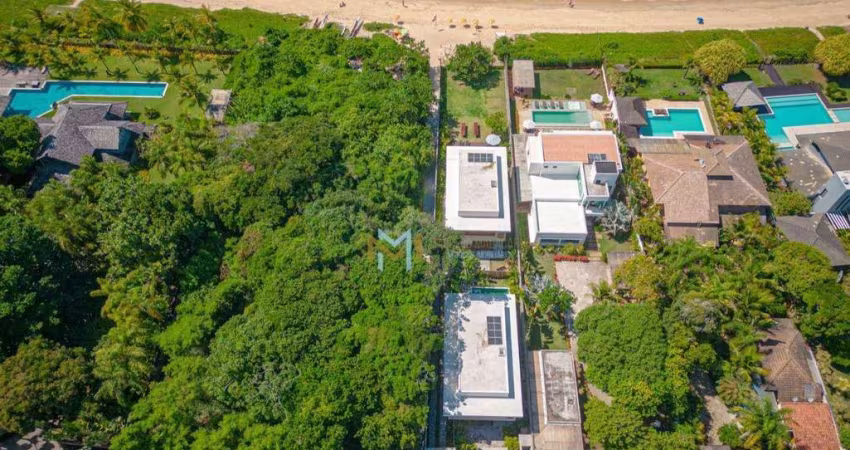 Casa de luxo em condomínio na praia no Arraial Dajuda!