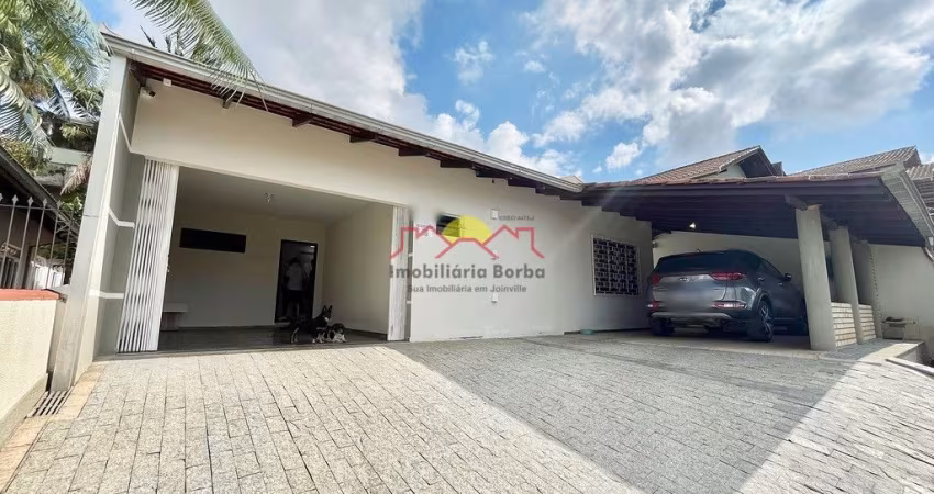 12466 - Casa Averbada Semi Mobiliada com Suite e piscina  no bairro  Petrópolis -