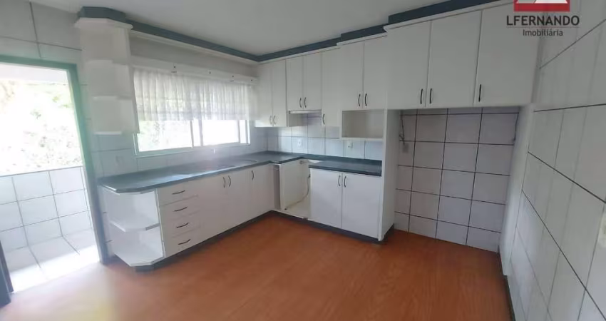 Apartamento com 3 dormitórios para alugar por - Velha - Blumenau/SC