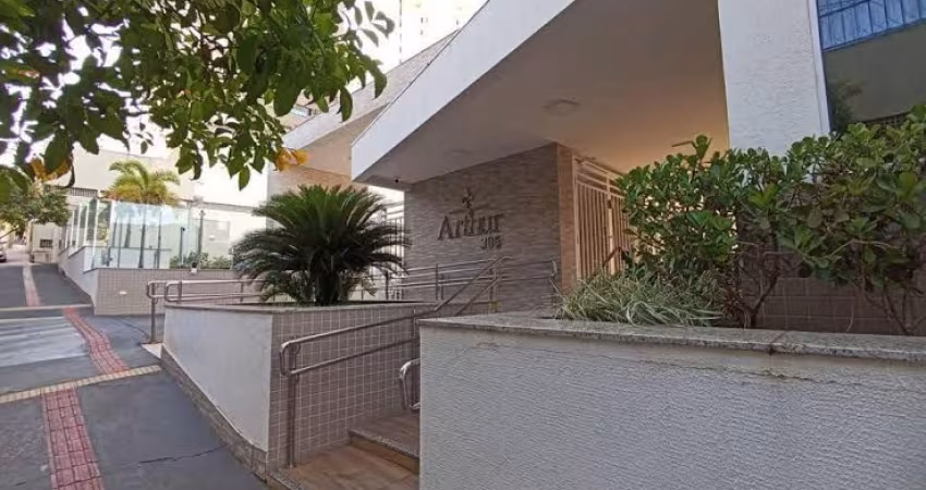 Apartamento a venda com 3 suítes 2 vagas de garagens armários planejados e sacada com churrasqueira