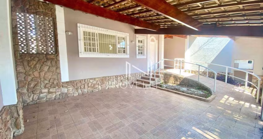 Casa com 3 dormitórios à venda, 123 m² por R$ 810.000,00 - Jardim das Indústrias - São José dos Campos/SP