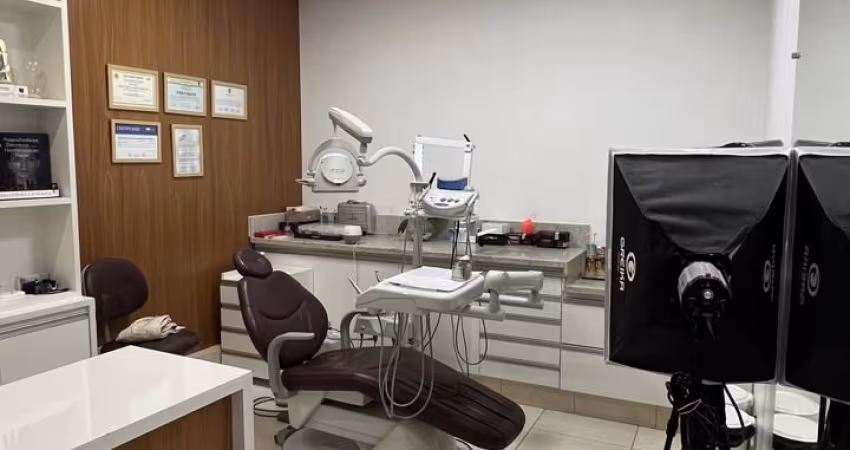 Consultório odontológico montado e pronto para trabalhar