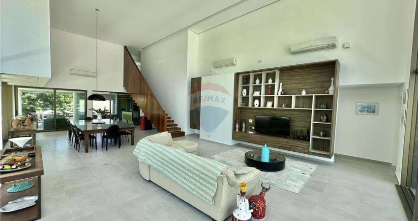 Vendo casa com 295 m², 5 quartos, 3 suíte, Gravatá/PE