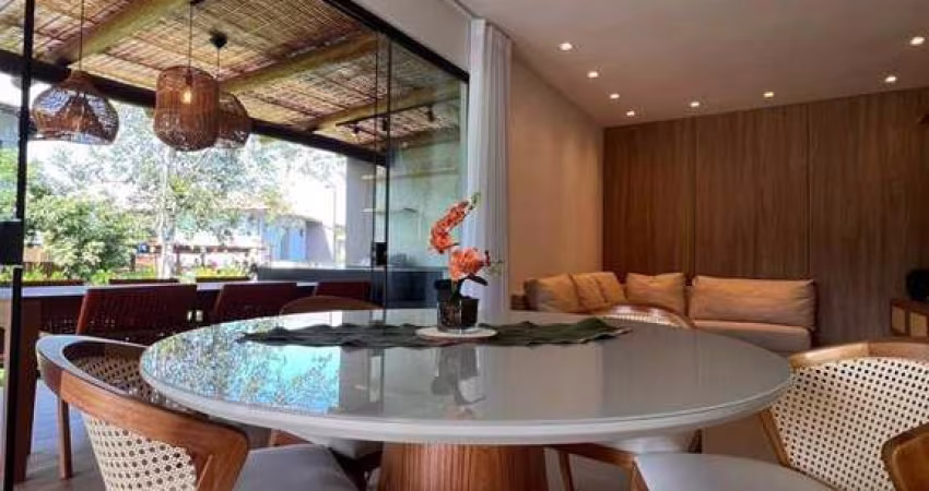 Casa a venda na Praia do Forte, 3 suítes com total Infraestrutura. Decorada, pronta para morar!