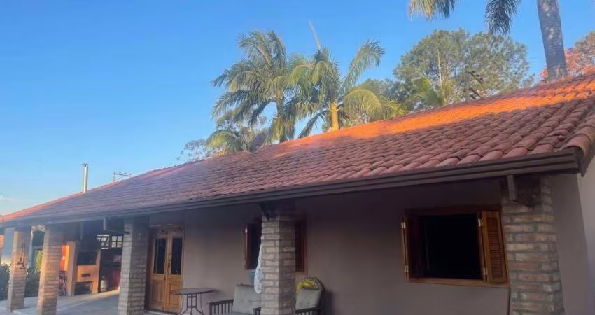 Chácara com 3 dormitórios à venda, 1000 m² por R$ 1.169.900,00 - Condomínio Village Aguas de Santa Eliza - Itupeva/SP