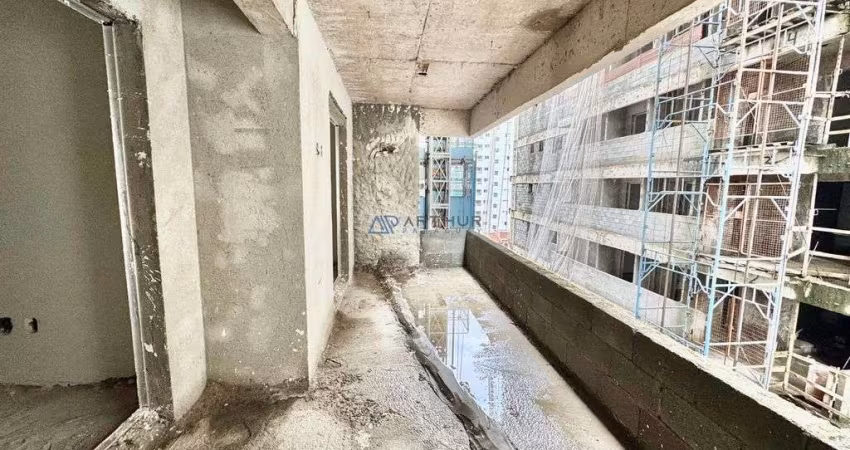 Apartamento á Venda em Praia Grande