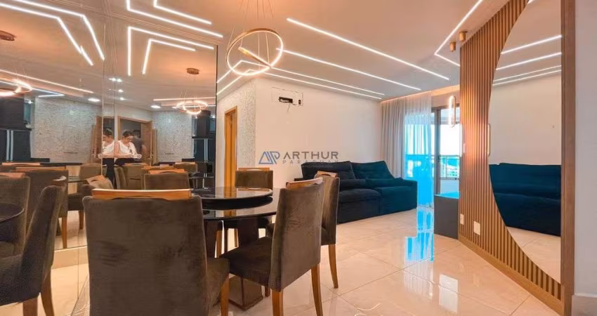 Apartamento à Venda em Praia Grande com 2 quartos, 1 suíte, Vista Mar e 2 vagas