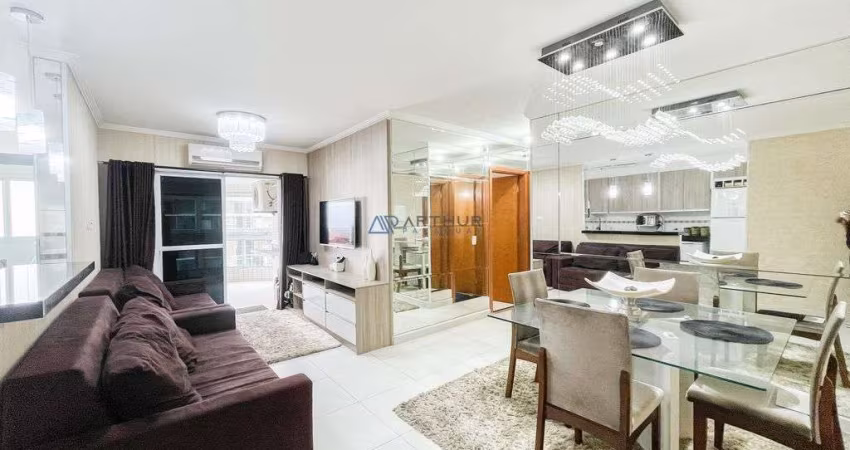 Apartamento  à Venda em Praia Grande com 2 quartos, 2 banheiros, 2 vagas e 85m²