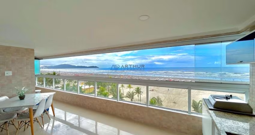 Apartamento à venda em Praia Grande frente mar com 2 suítes e 2 vagas