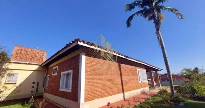 Casa com 3 dormitórios à venda, 545 m² por R$ 1.700.000,00 - Vila Dom Pedro - Atibaia/SP