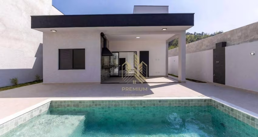 Casa Térrea com 3 Dormitórios em Atibaia