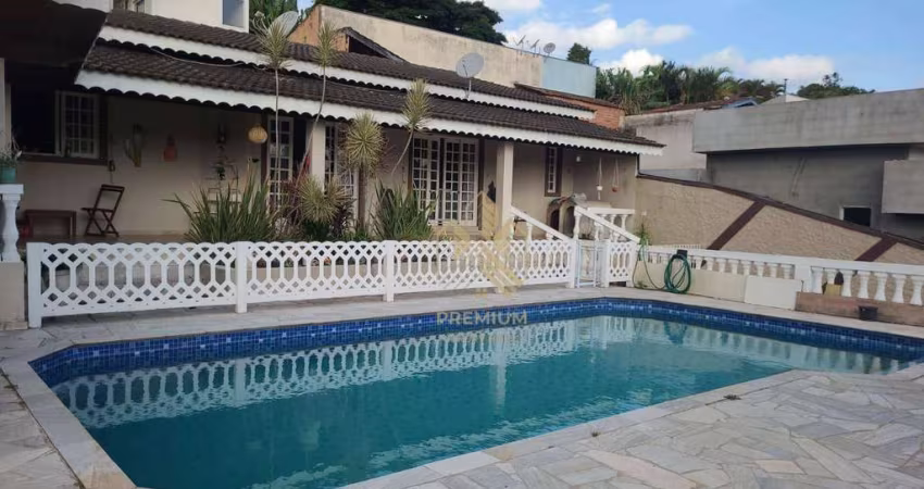 Casa com 4 dormitórios à venda, 278 m² por R$ 1.100.000,00 - Jardim Shangri-Lá - Atibaia/SP