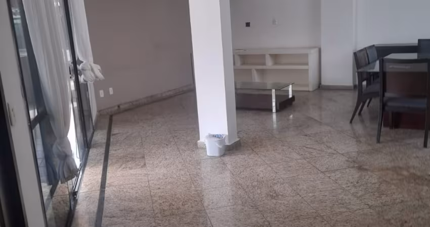 Belíssima Cobertura Linear 308m2 preço abaixo do mercado.