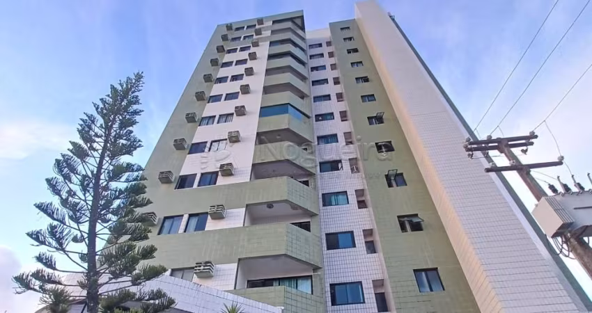 Apartamento com excelente localização no bairro de Piedade.