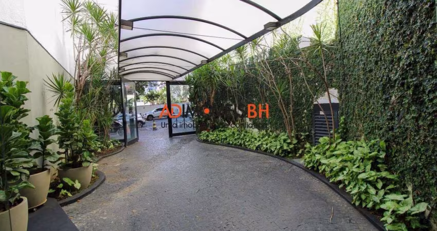Conjunto de salas comerciais com área total de 52,32m², 02 banheiros, prédio com portaria física, no Lourdes