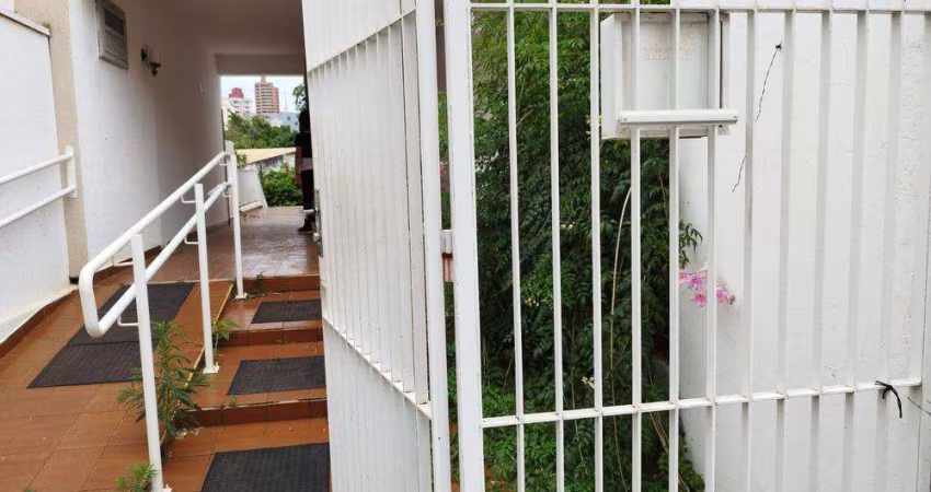 Casa Comercial para Locação em Presidente Prudente, Bosque, 4 dormitórios, 3 banheiros, 10 vagas
