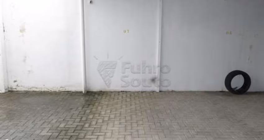 Comercial Box em Condomínio em Pelotas