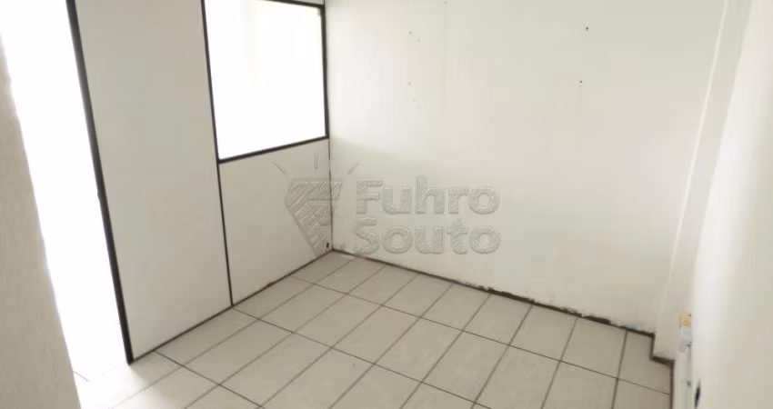 Comercial Sala em Condomínio em Pelotas