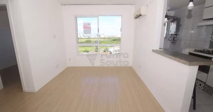 Apartamento Semimobiliado no Garden Club House