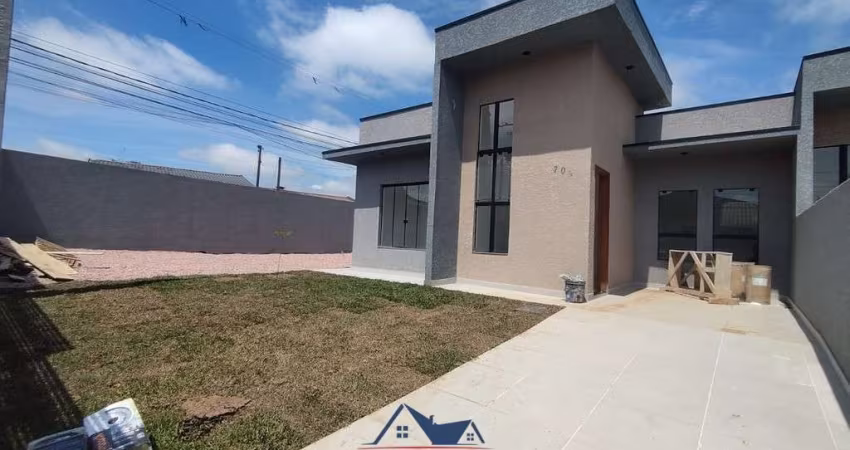 Casa de esquina com 2 quartos Gralha Azul FRG.