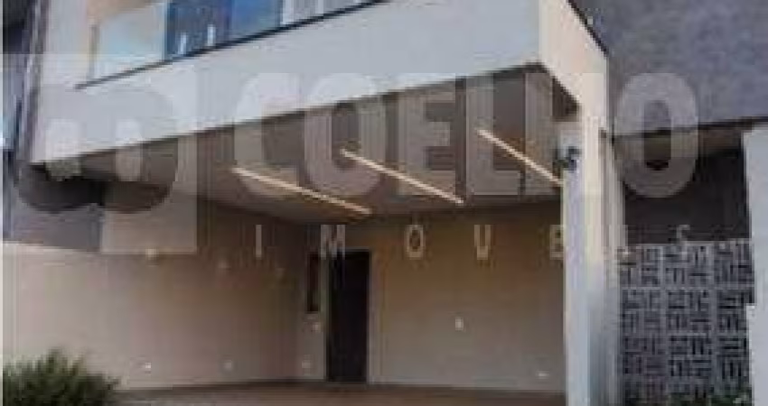 Triplex Alto Padrão 169m² 4 quartos sendo 3 suítes no Condomínio The Life Garden Bairro Costeira São José dos Pinhais