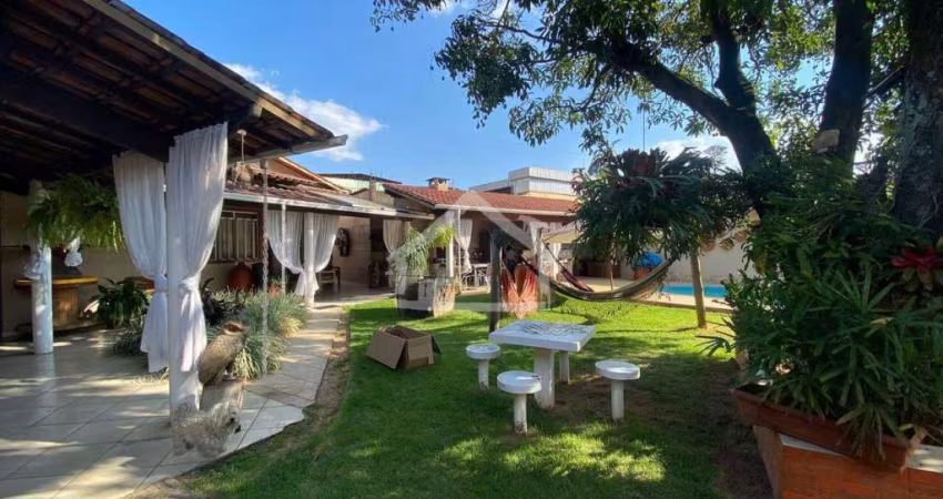 Casa para aluguel, 3 quartos, 2 suítes, 5 vagas, Morada do Vale - Coronel Fabriciano/MG
