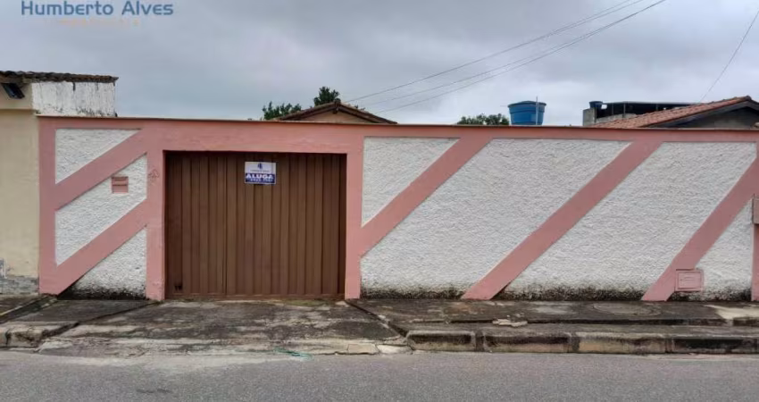 Casa com 2 dormitórios para alugar, 38 m² por R$ 929,00/mês - Felícia - Vitória da Conquista/BA
