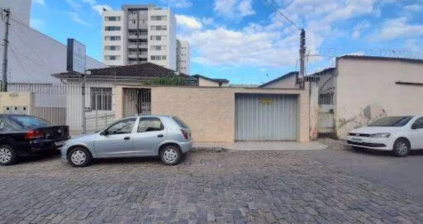 Casa em Centro  -  Coronel Fabriciano