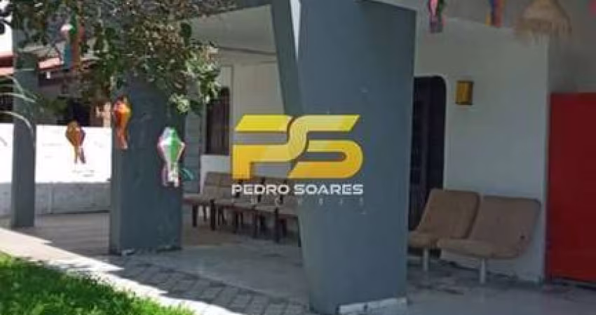Casa de Condomínio com 3 quartos para Locação - Bananeiras