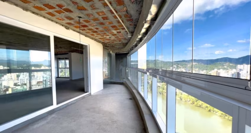 Vendo Apartamento com 4 Suítes, Centro de Blumenau