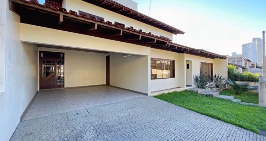 Vendo Casa Comercial / Residencial - Próximo à Vila Germânica / Blumenau