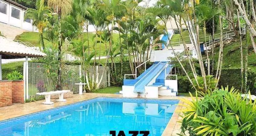 Chácara à Venda - Itapeti, Mogi das Cruzes - 11.000m2  - 4 Quartos