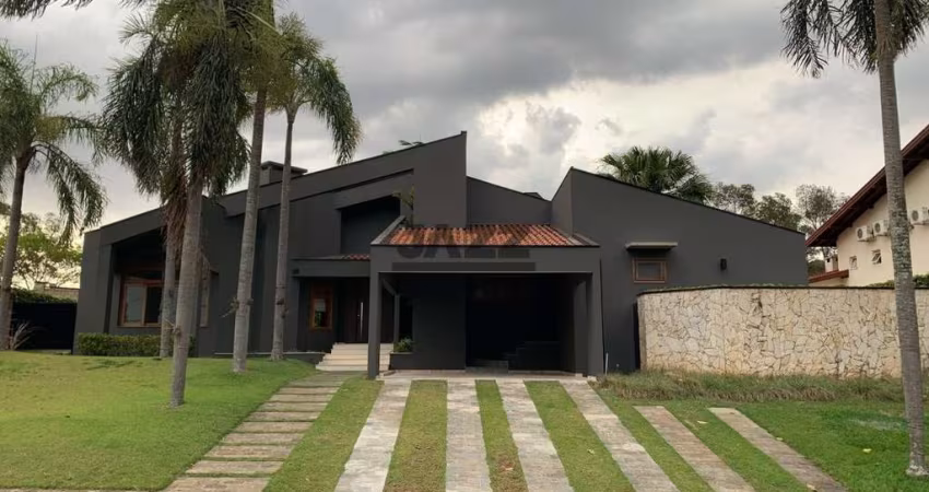 Casa  no Coração do Gramado com 4 suítes para venda e aluguel
