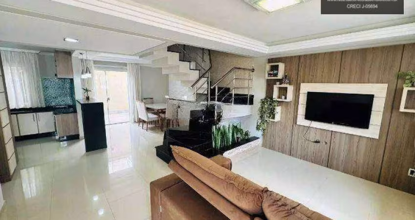 Sobrado com 3 dormitórios à venda, 121 m² por R$ 594.500,00 - Umbará - Curitiba/PR
