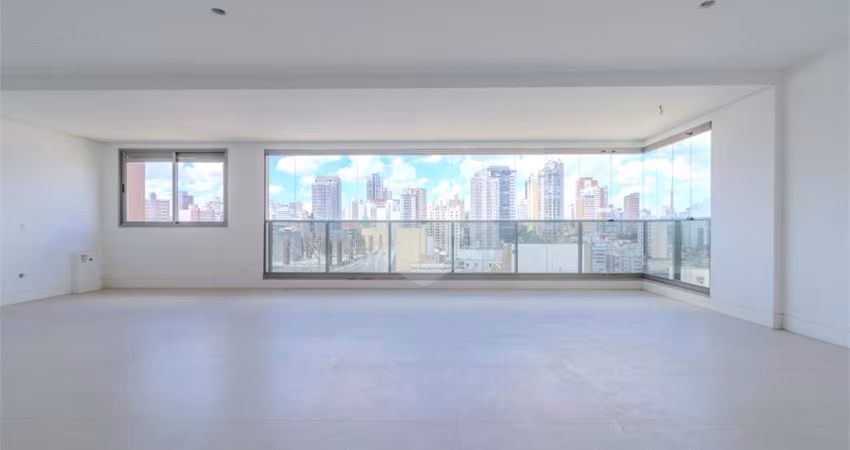 Apartamento à venda  | 222 m² | 4 dormitórios | 4 suítes | 5 vagas em Perdizes - São Paulo-SP