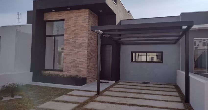 Casa com 3 dormitórios à venda, 96 m² por R$ 685.000,00 - Condomínio Parque Imperial - Salto/SP