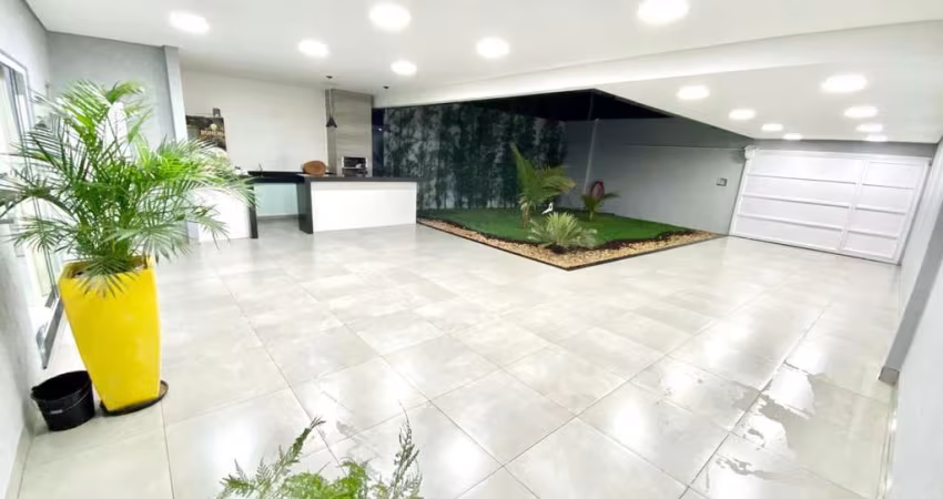 Casa para Venda em Uberlândia, Granada, 3 dormitórios, 1 suíte, 2 banheiros, 2 vagas