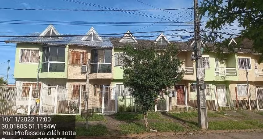 Oportunidade!! Sobrado 02 dormitórios, valor diferenciado. VENDA ABAIXO DO VALOR DE MERCADO!
