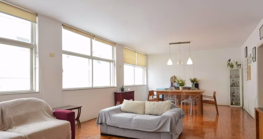 Apartamento tipo para venda com 3 quartos, sendo 1 suíte, 180m²