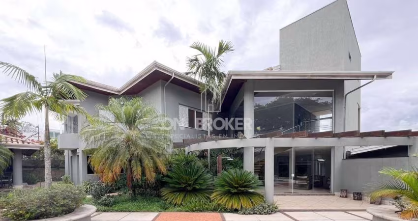 Casa com 6 dormitórios à venda, 1600 m² por R$ 8.000.000 - Village Sans Souci - Valinhos/SP