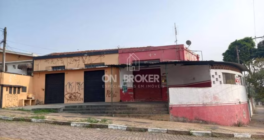 Terreno 400m2 com prédio comercial, 2 salas adjuntas e uma casa adjunta ao prédio. Excelente ponto comercial em bairro tradicional, em Valinhos.