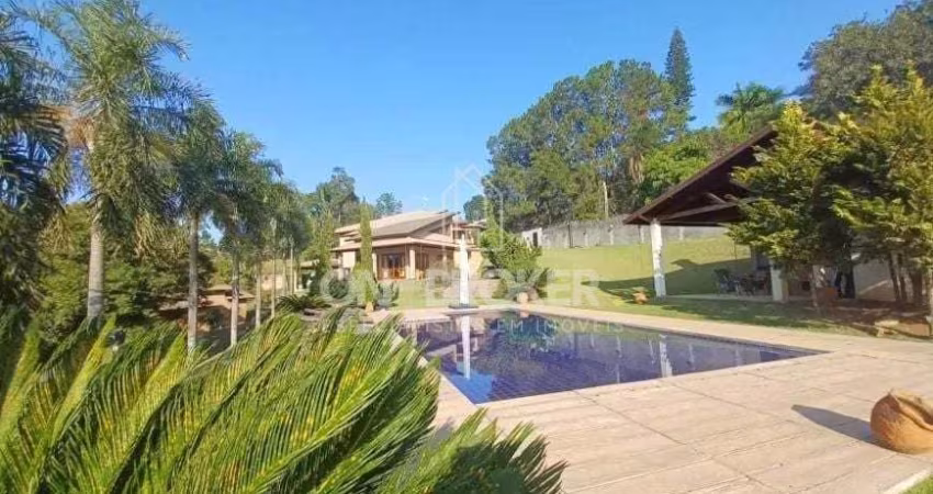 Casa com 3 dormitórios à venda, 410 m² por R$ 3.000.000,00 - Dois Córregos - Valinhos/SP