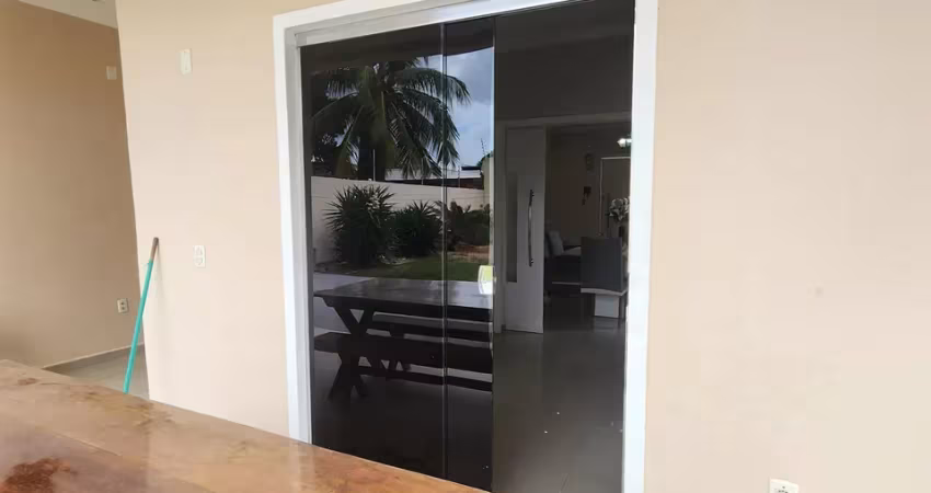 VENDO CASA EM ITAPUÃ