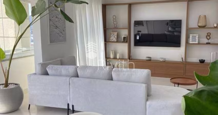 Belíssimo Apartamento de 128m², com 3 suítes, lavabo, terraço gourmet, 2 vagas de garagem em Centro - Santo André, SP