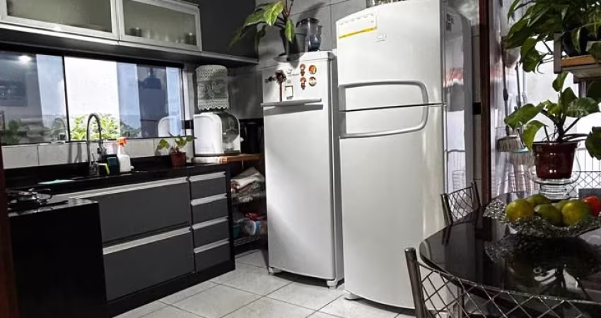 CASA DUPLEX COM ENERGIA SOLAR