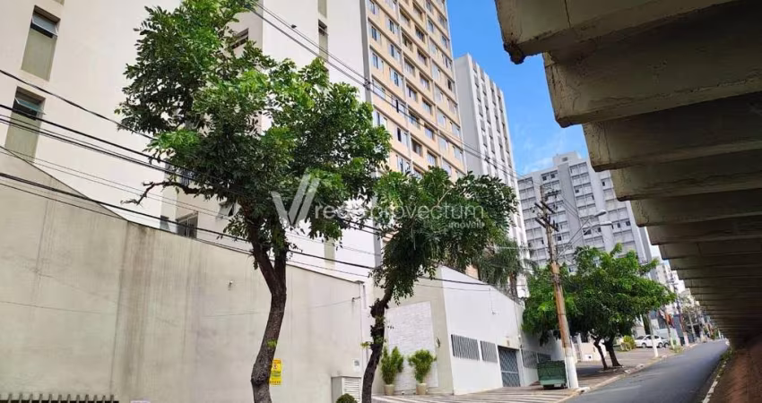 Apartamento com 3 quartos para alugar na Avenida Doutor Moraes Salles, 1728, Centro, Campinas